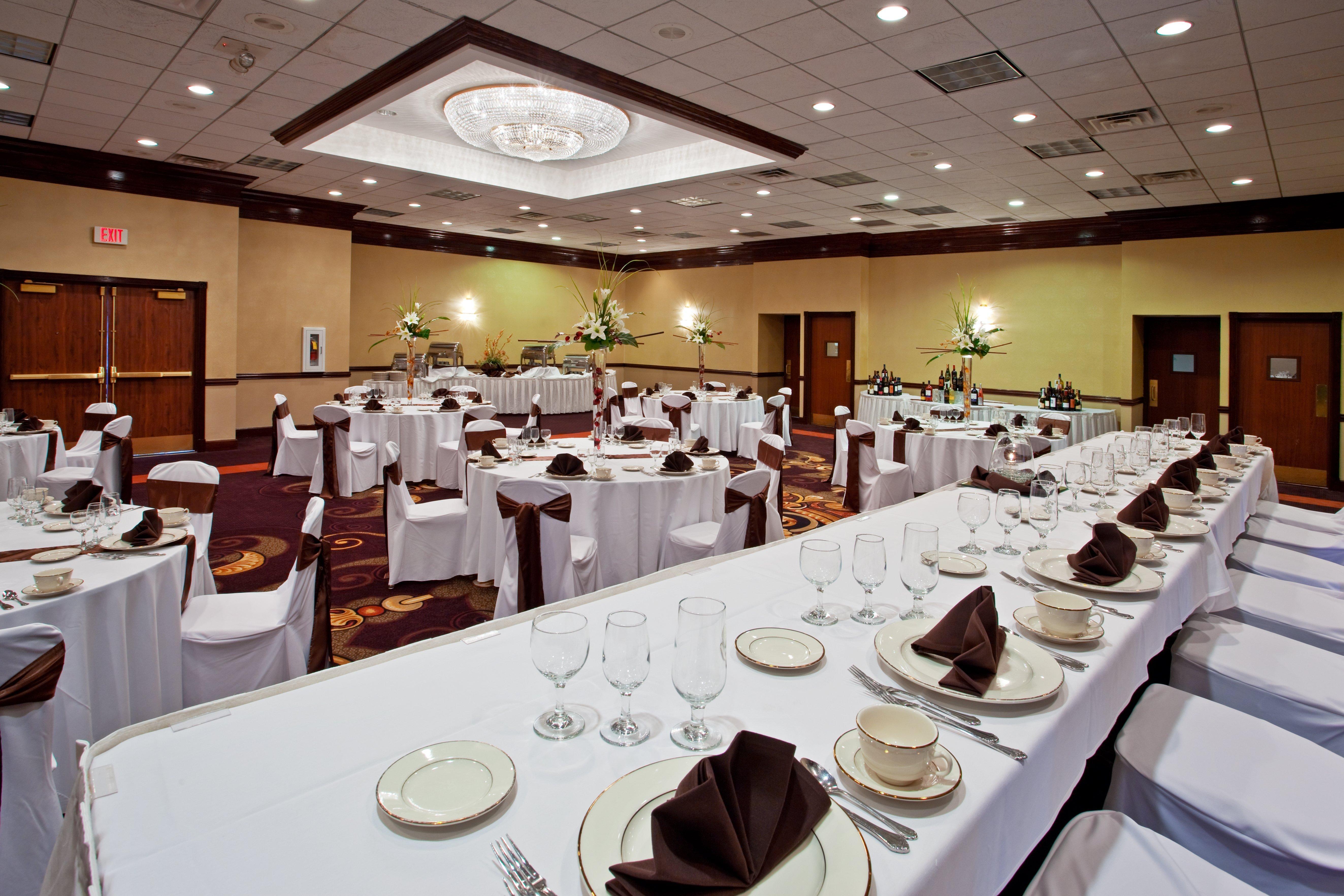 Holiday Inn Youngstown-South - Boardman By Ihg Exterior photo