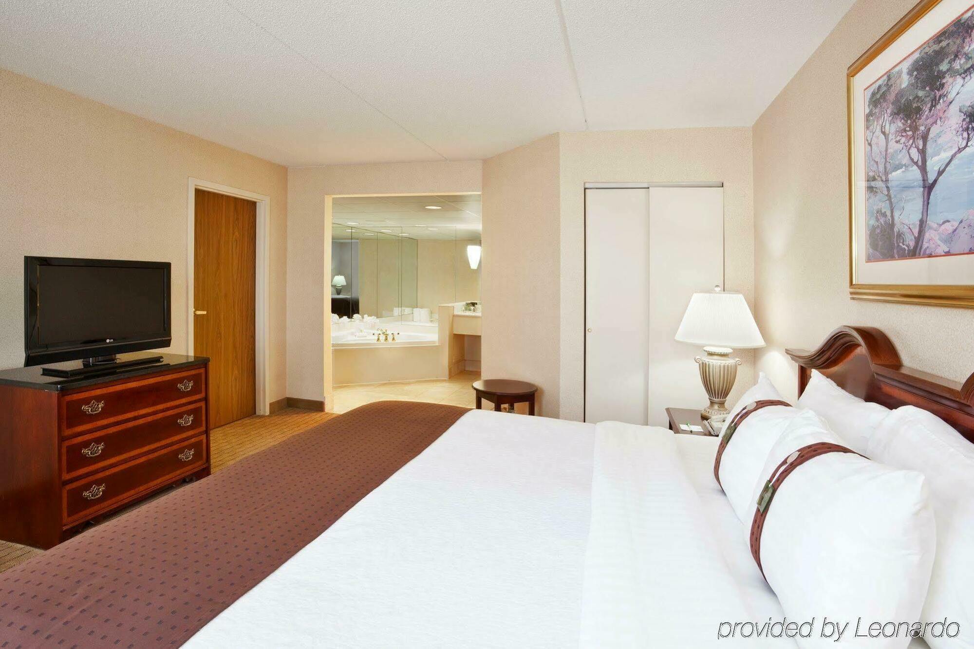 Holiday Inn Youngstown-South - Boardman By Ihg Room photo